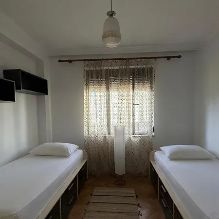 Stylish 2 Bed In Prime Location,blloku